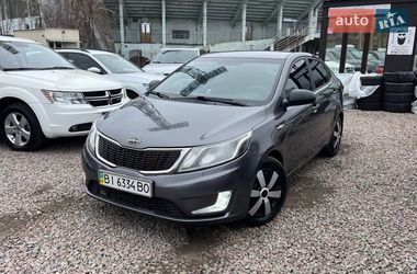 Седан Kia Rio 2012 в Полтаве