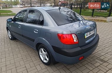 Седан Kia Rio 2007 в Прилуках