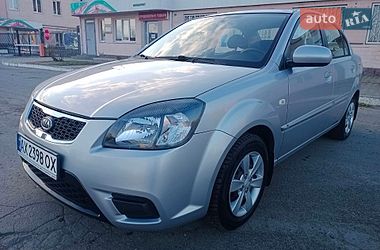 Седан Kia Rio 2011 в Полтаві