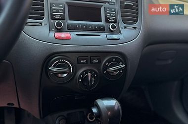 Седан Kia Rio 2011 в Днепре