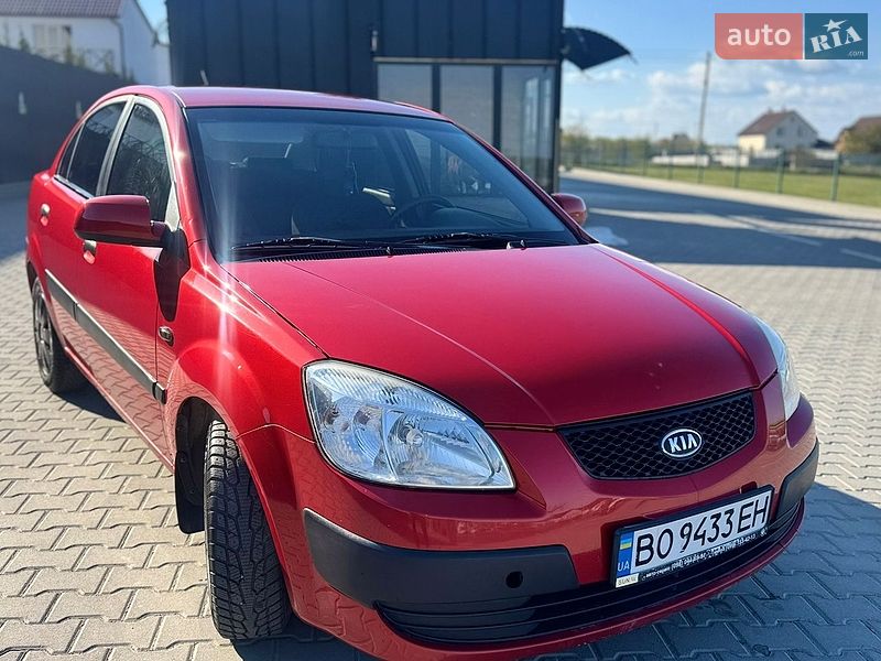 Седан Kia Rio 2008 в Каменец-Подольском
