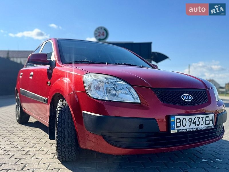 Седан Kia Rio 2008 в Каменец-Подольском