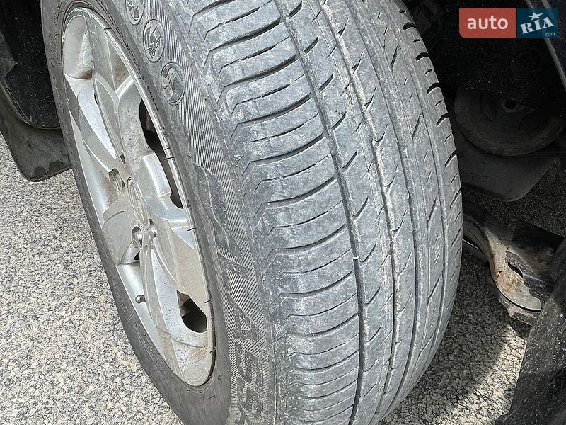 Седан Kia Rio 2010 в Чорткове