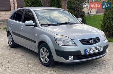 Хэтчбек Kia Rio 2008 в Чернигове