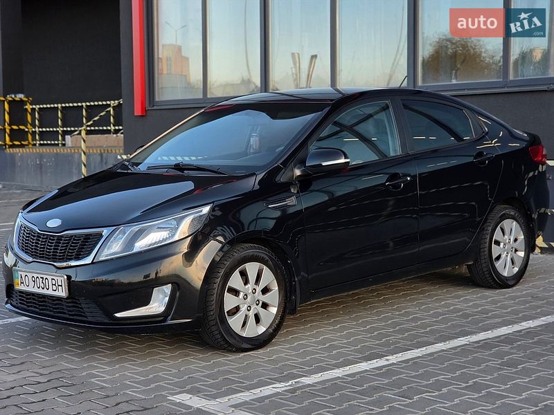 Седан Kia Rio 2014 в Тернополе