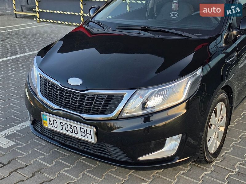 Седан Kia Rio 2014 в Тернополе