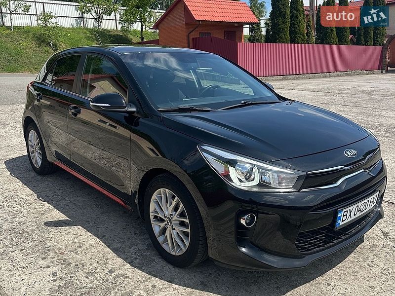 Хетчбек Kia Rio 2017 в Хмельницькому