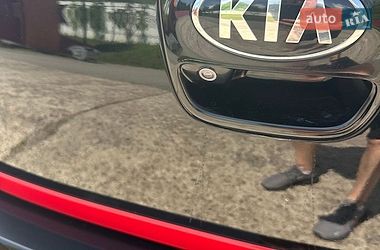 Хетчбек Kia Rio 2017 в Хмельницькому