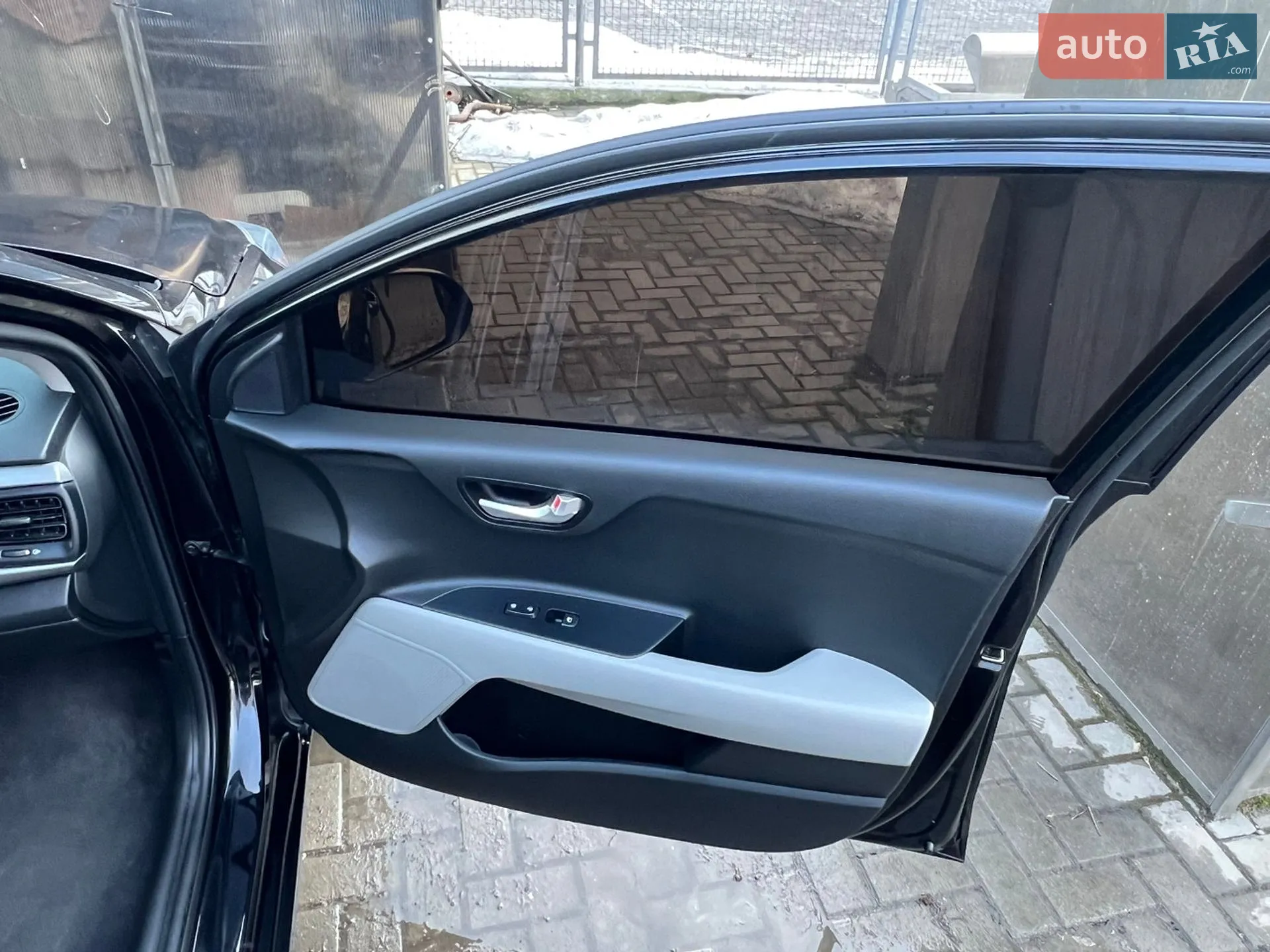 2019 Kia Rio - мініатюра 11