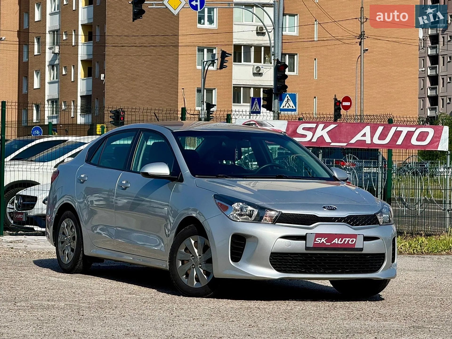 2019 Kia Rio - мініатюра 3