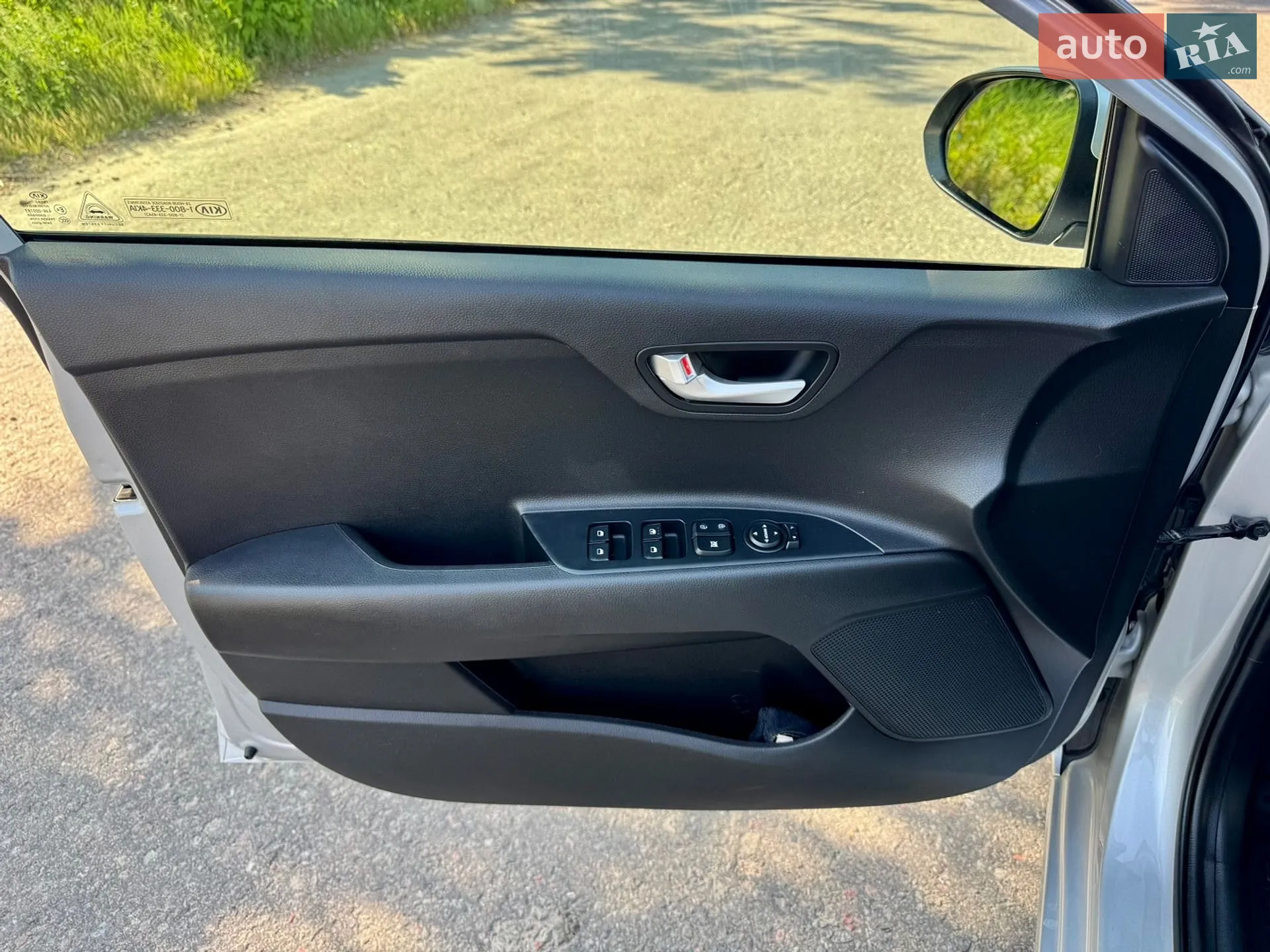 2019 Kia Rio - мініатюра 29