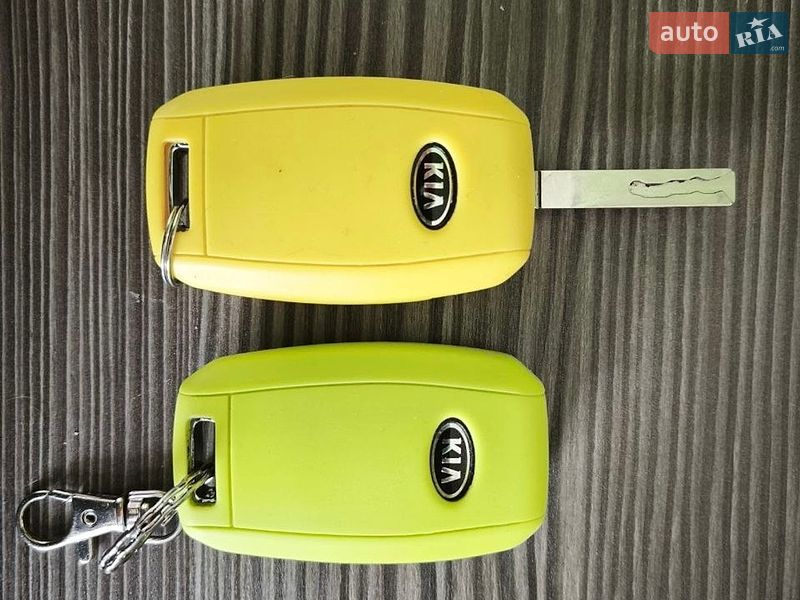Хетчбек Kia Rio 2018 в Києві