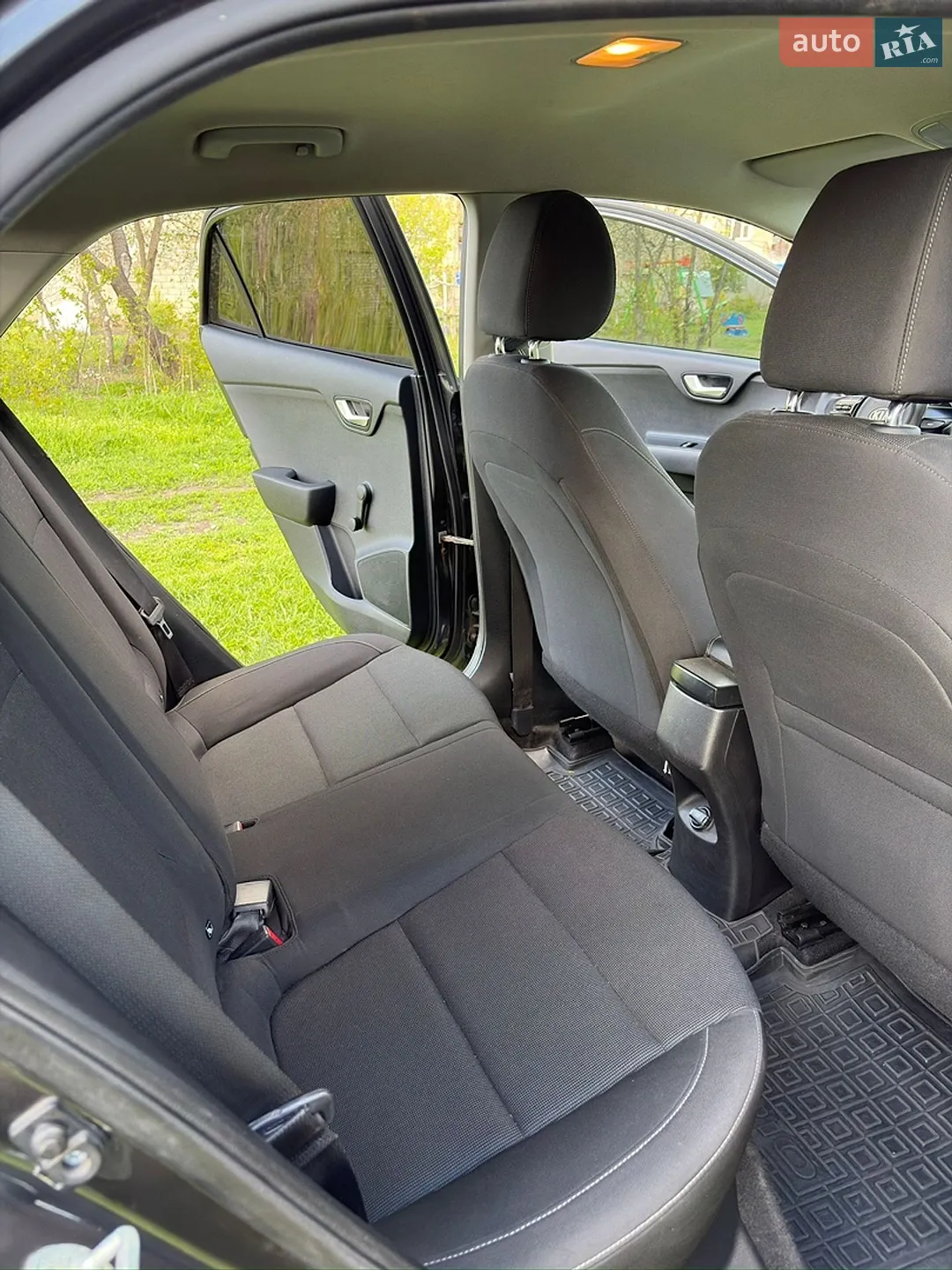 2018 Kia Rio - мініатюра 15