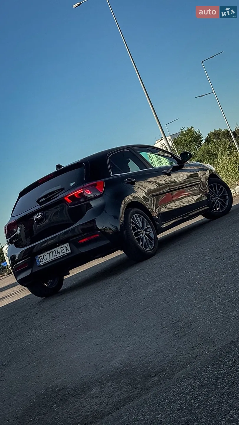 2017 Kia Rio - мініатюра 8