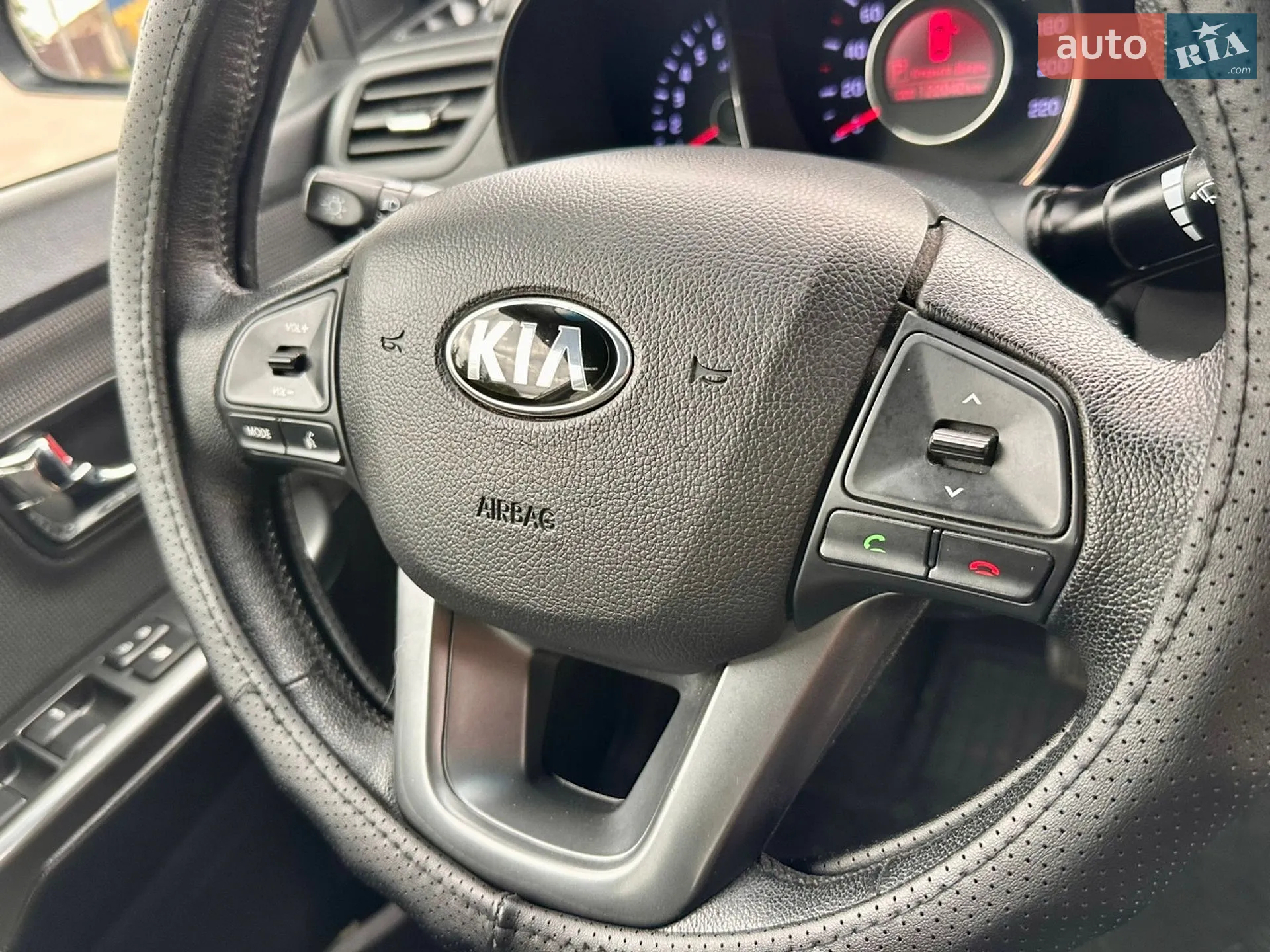 2013 Kia Rio - мініатюра 30