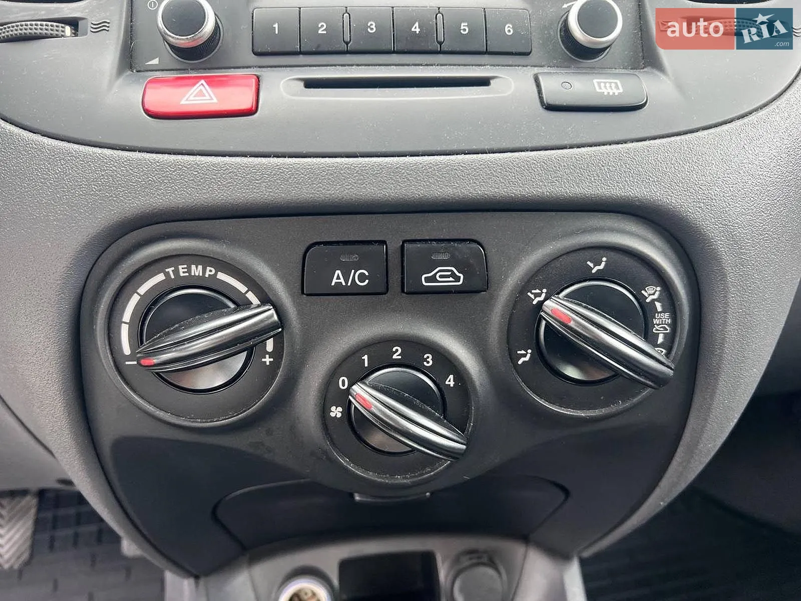 2011 Kia Rio - мініатюра 28