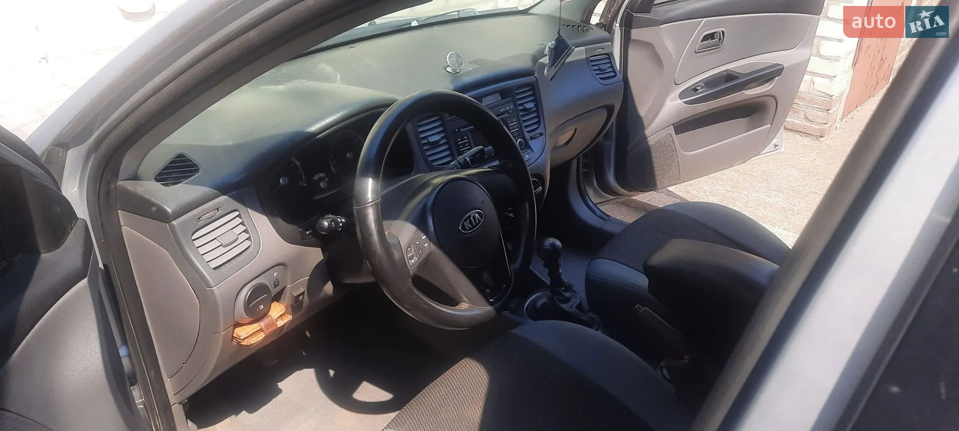 2010 Kia Rio - мініатюра 4