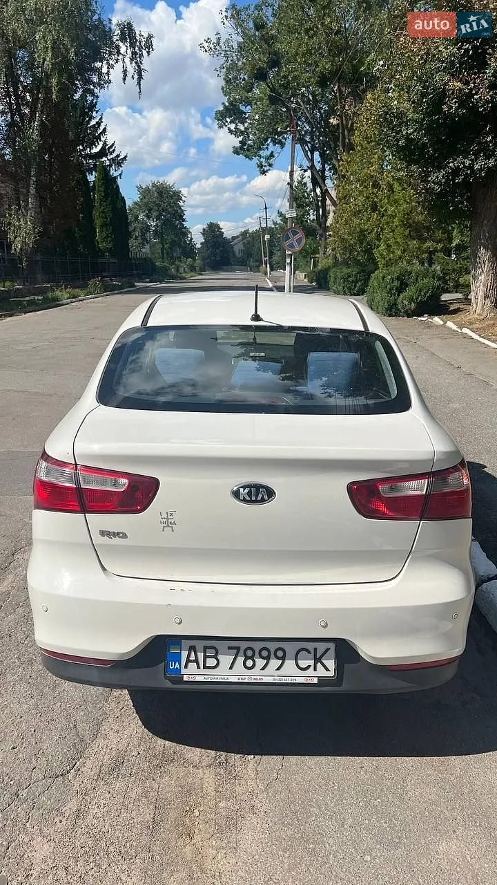 2017 Kia Rio - мініатюра 3