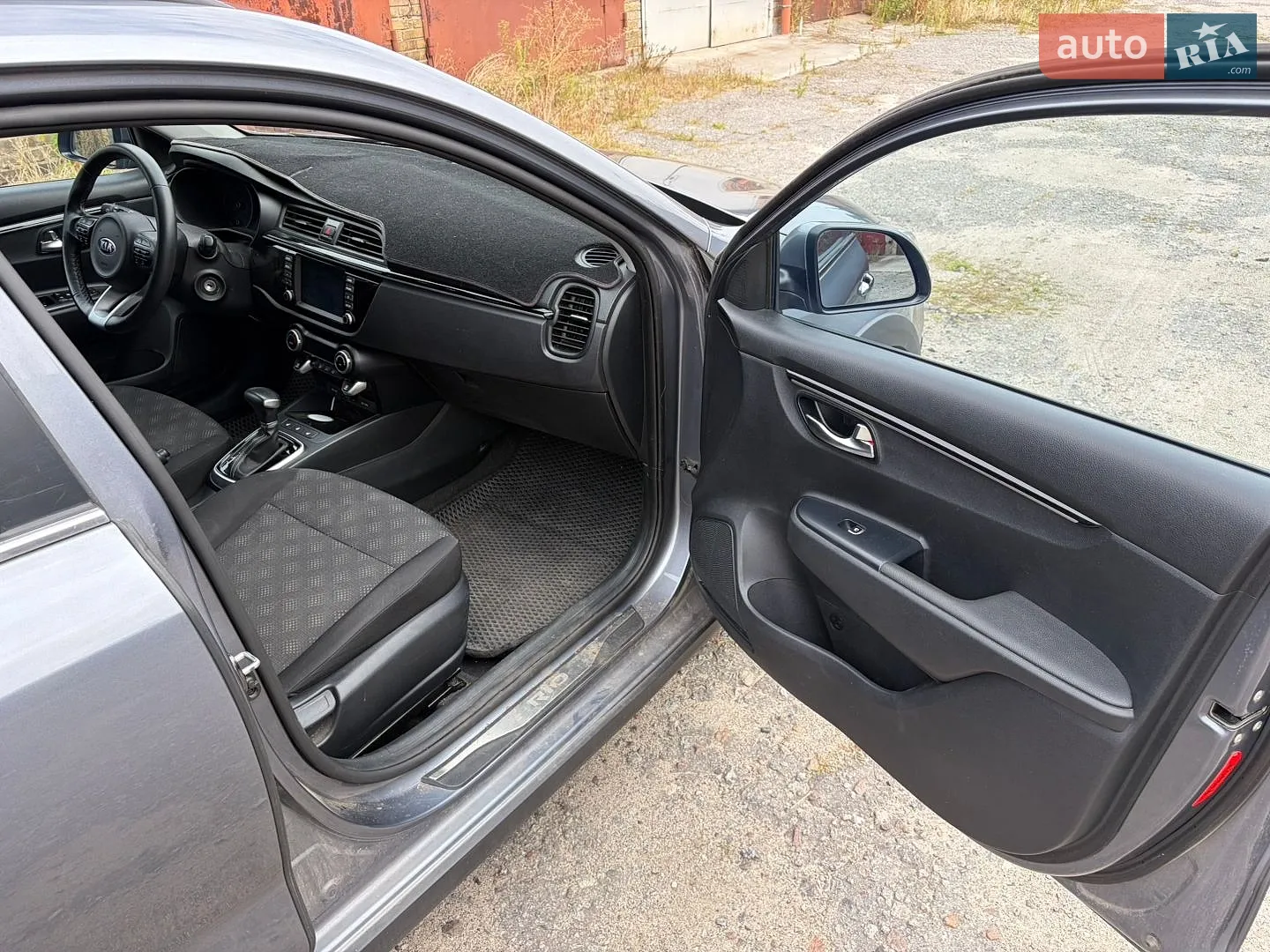 2019 Kia Rio - мініатюра 16