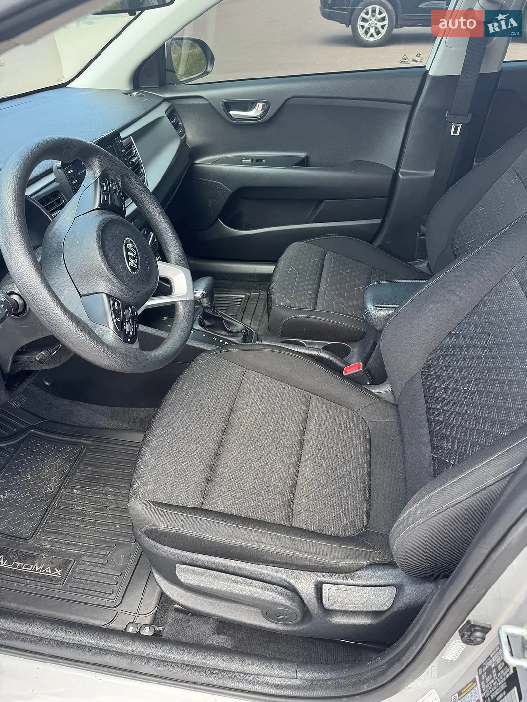 2020 Kia Rio - мініатюра 10