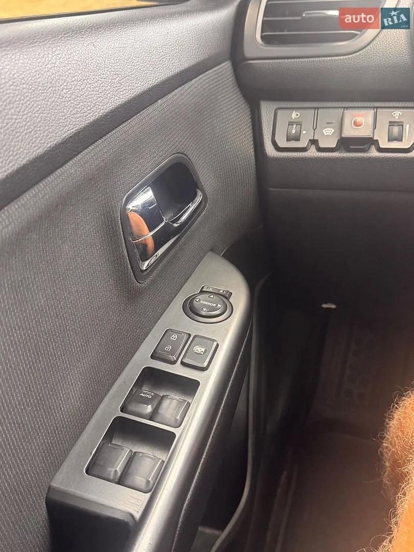 2012 Kia Rio - мініатюра 11