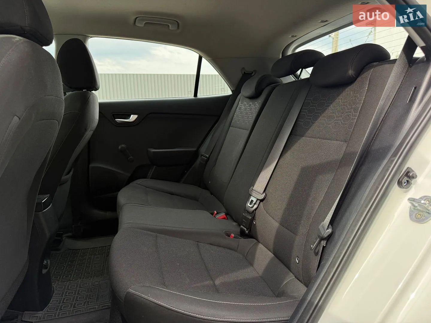 2018 Kia Rio - мініатюра 14