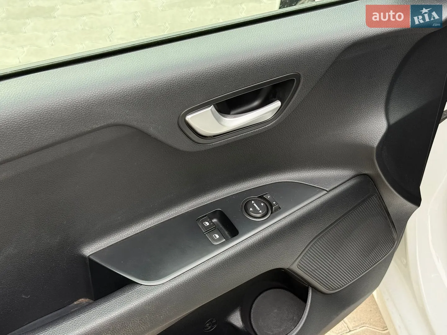 2018 Kia Rio - мініатюра 21