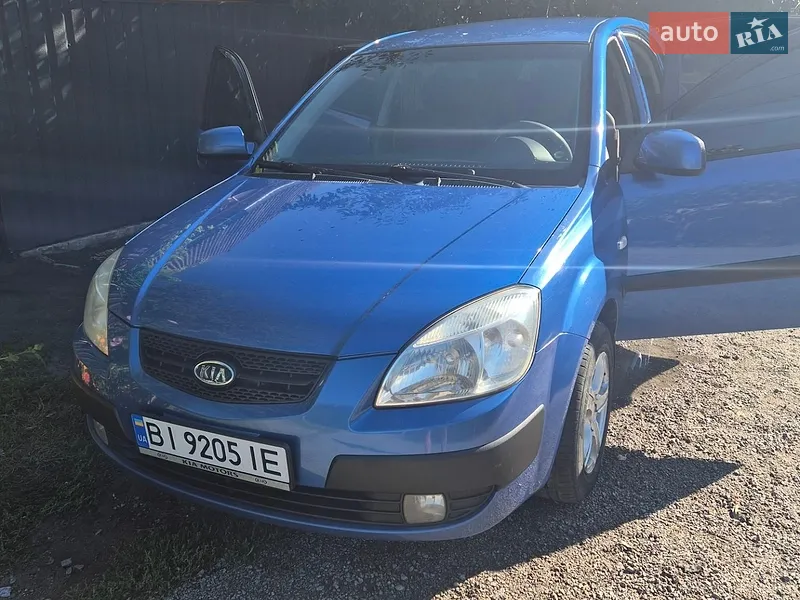 Kia Rio 2005