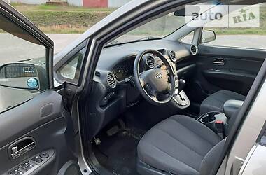 Минивэн Kia Rondo 2012 в 