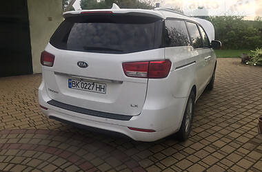 Минивэн Kia Sedona 2017 в Луцке