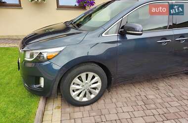 Мінівен Kia Sedona 2015 в 