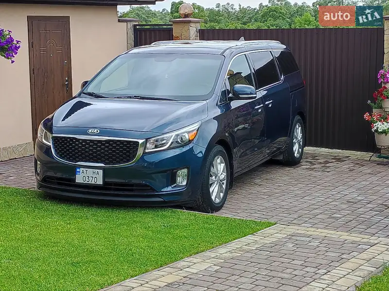 Kia Sedona 2015