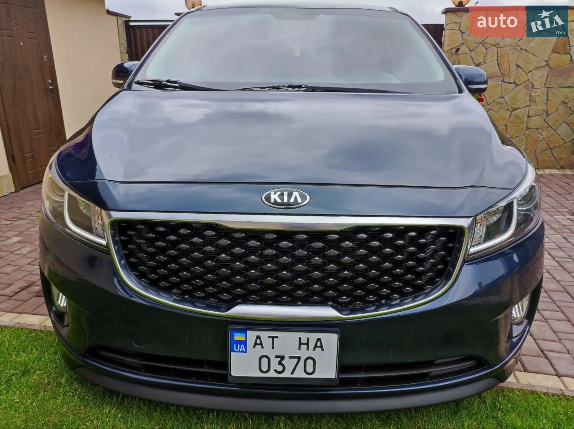 2015 Kia Sedona - мініатюра 2