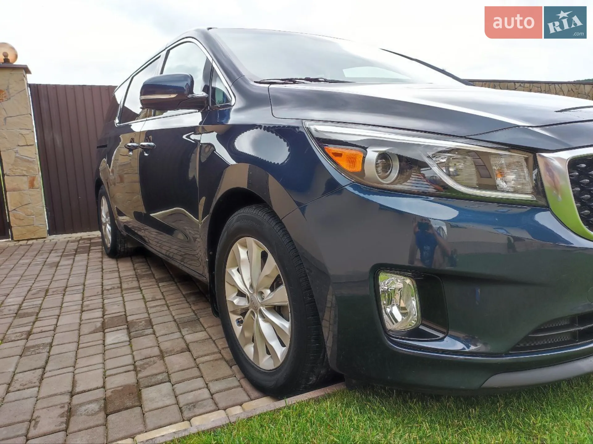 2015 Kia Sedona - мініатюра 16