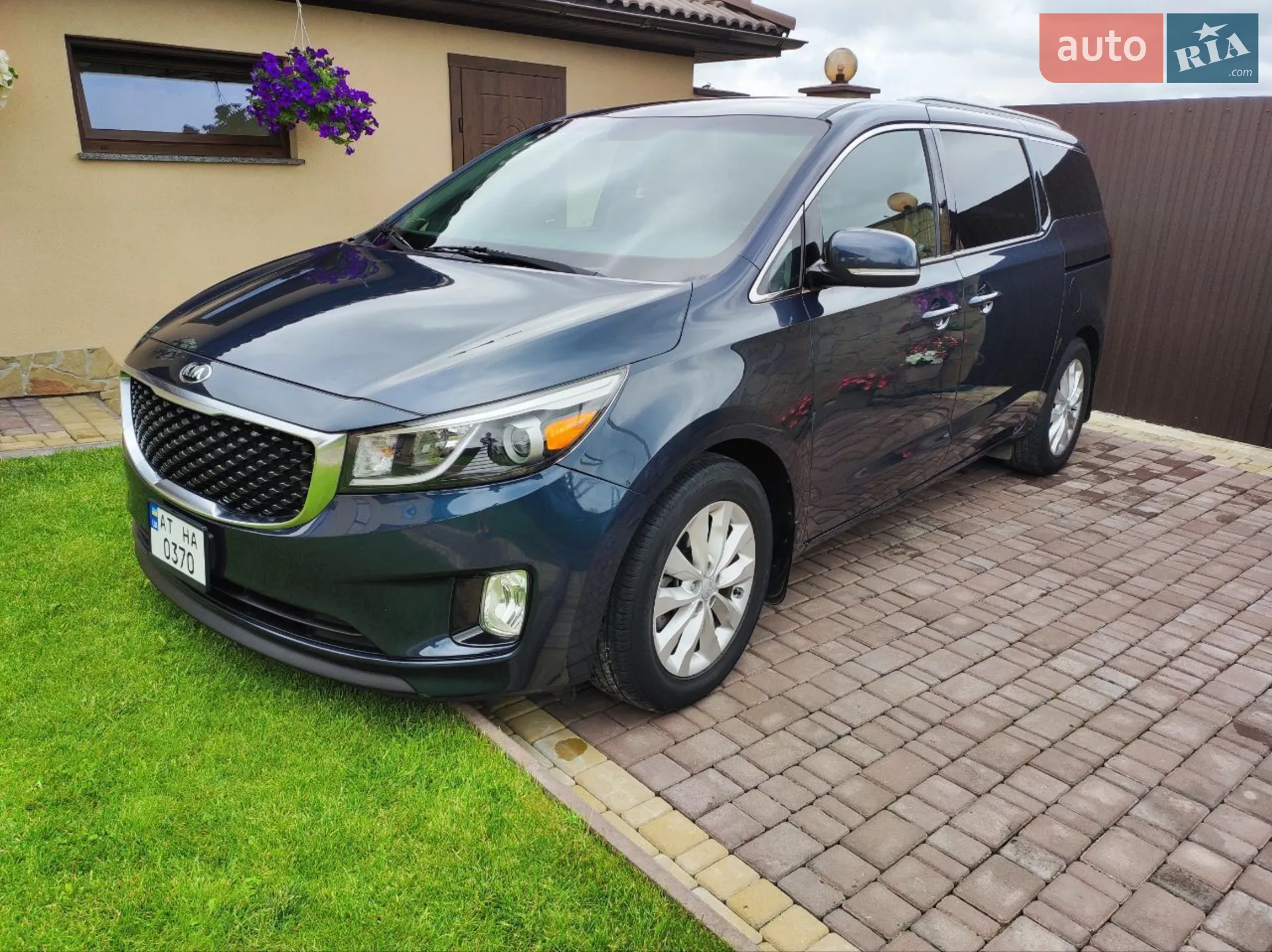 2015 Kia Sedona - мініатюра 17