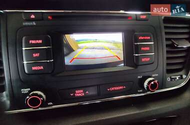 Мінівен Kia Sedona 2015 в 