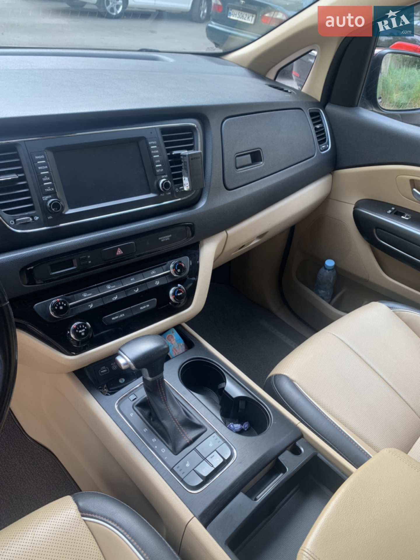 2017 Kia Sedona - мініатюра 17