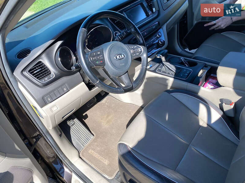 Мінівен Kia Sedona 2016 в Одесі фото 13 Мінівен Kia Sedona 2016 в Одесі