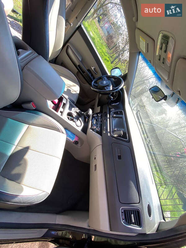 Мінівен Kia Sedona 2016 в Одесі фото 30 Мінівен Kia Sedona 2016 в Одесі