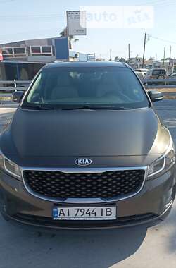 Минивэн Kia Sedona 2015 в Киеве