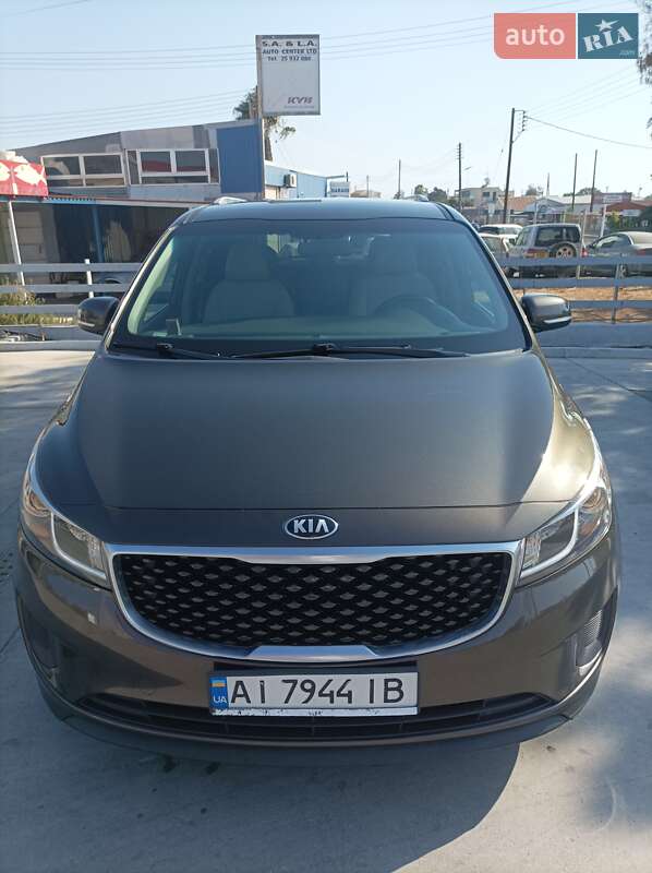 Kia Sedona 2015