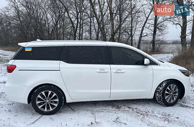 Kia Sedona 2015