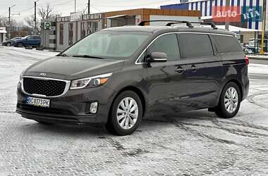 Мінівен Kia Sedona 2016 в Стрию