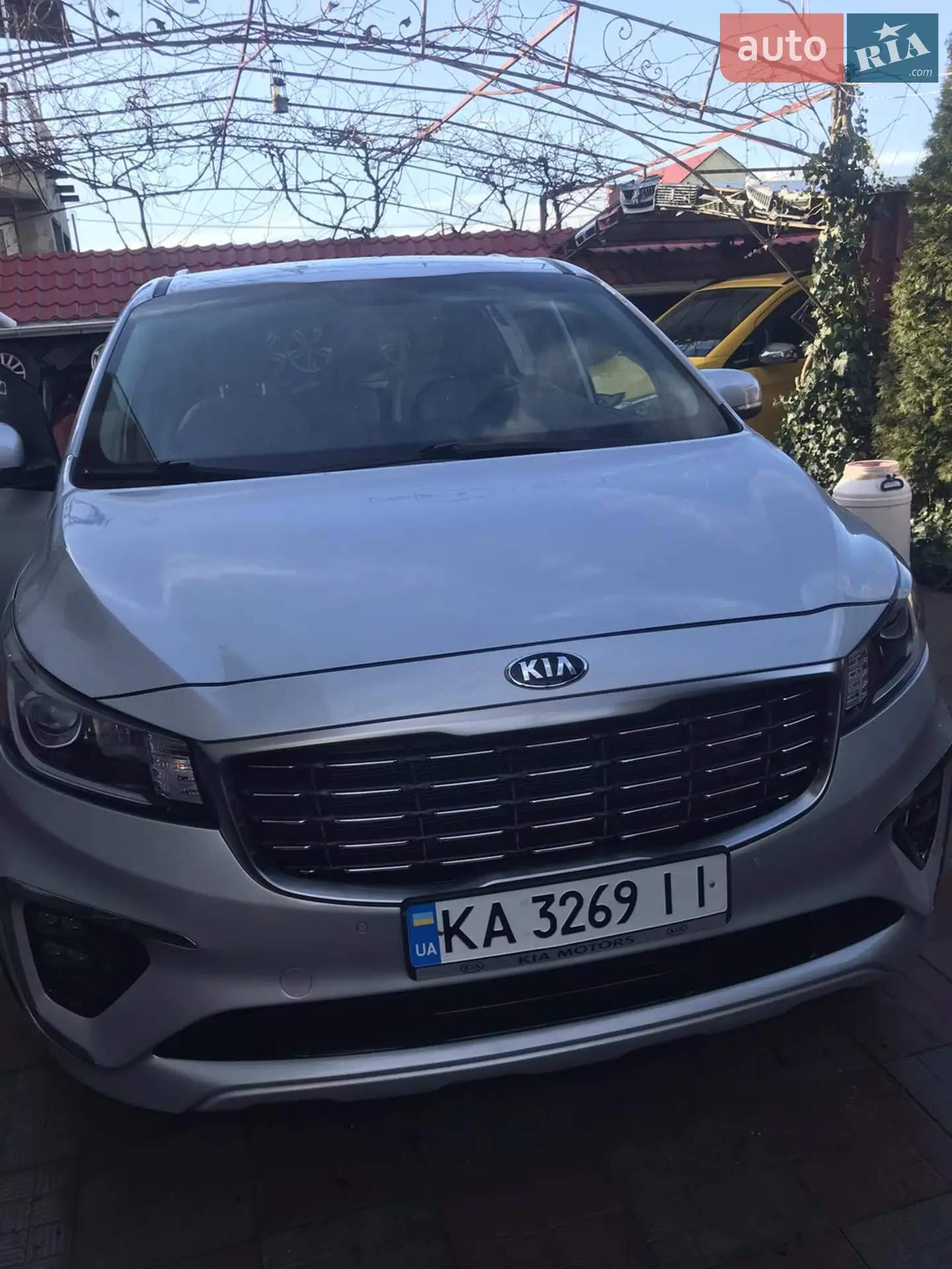 2019 Kia Sedona - фото 1