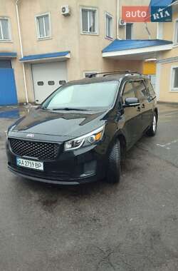 Мінівен Kia Sedona 2016 в Києві