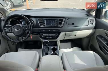 Минивэн Kia Sedona 2018 в 