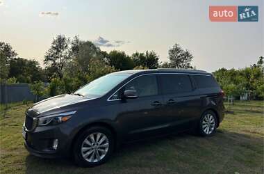 Мінівен Kia Sedona 2016 в Києві