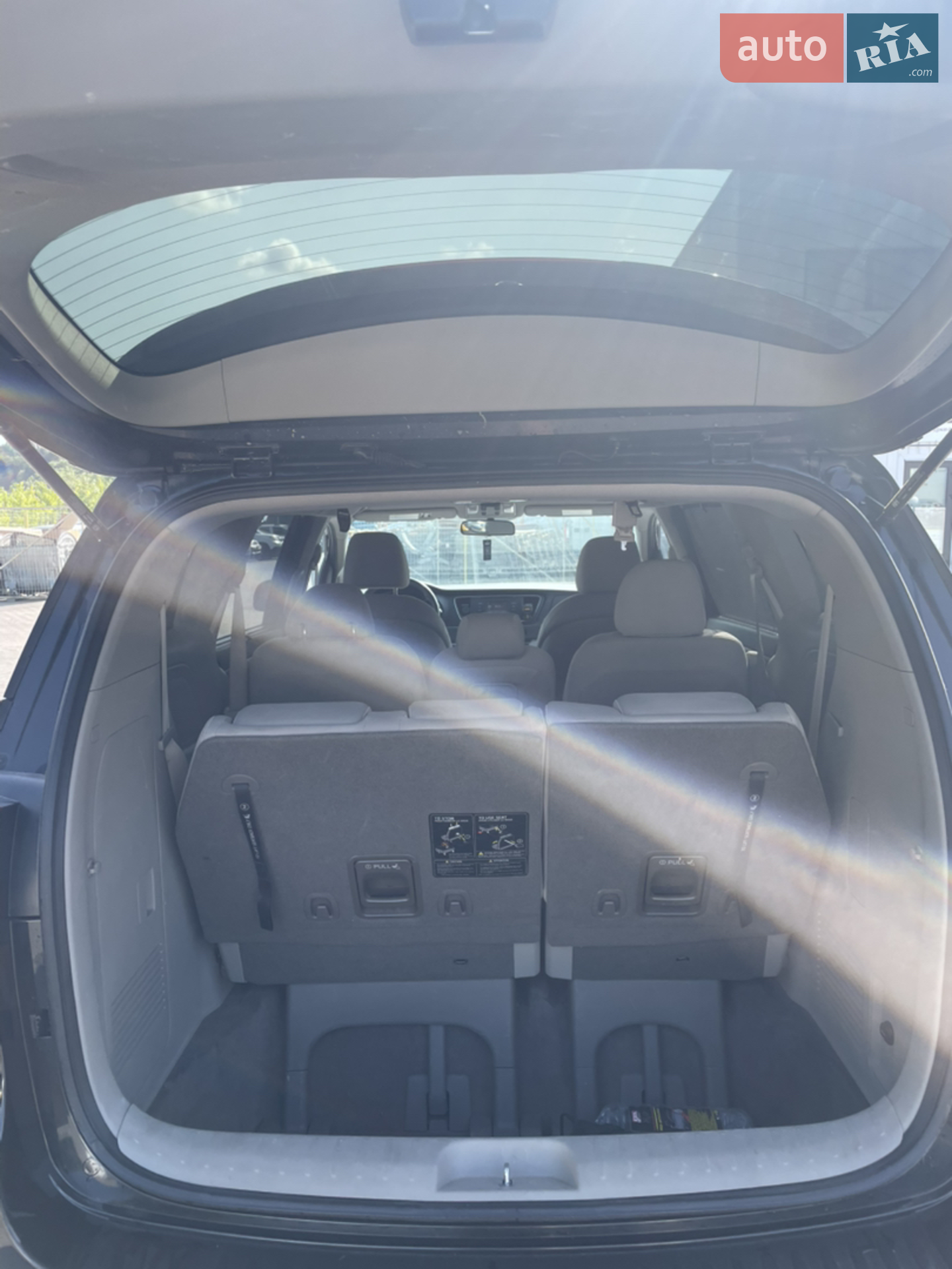 2015 Kia Sedona - мініатюра 10