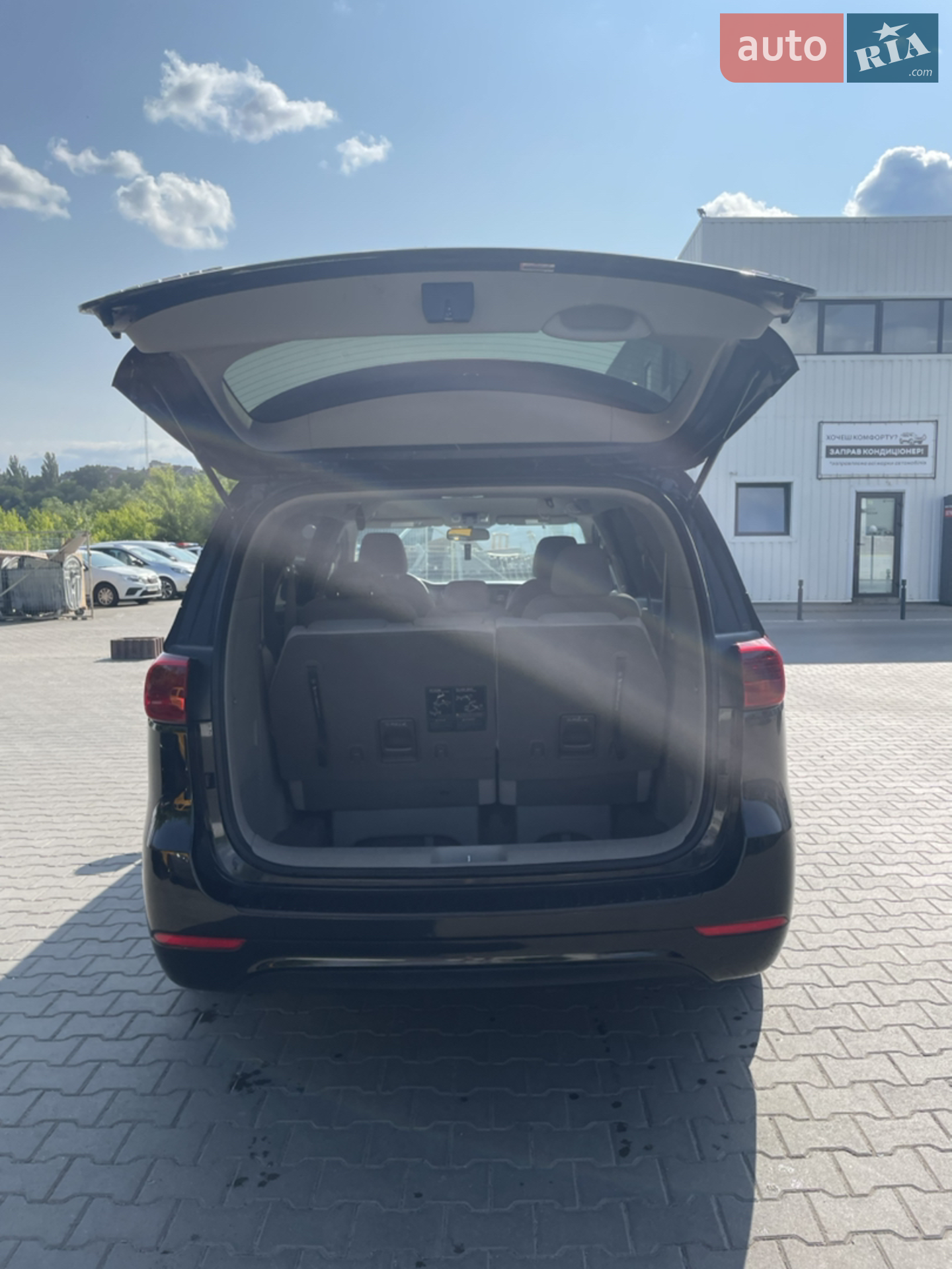 2015 Kia Sedona - мініатюра 11