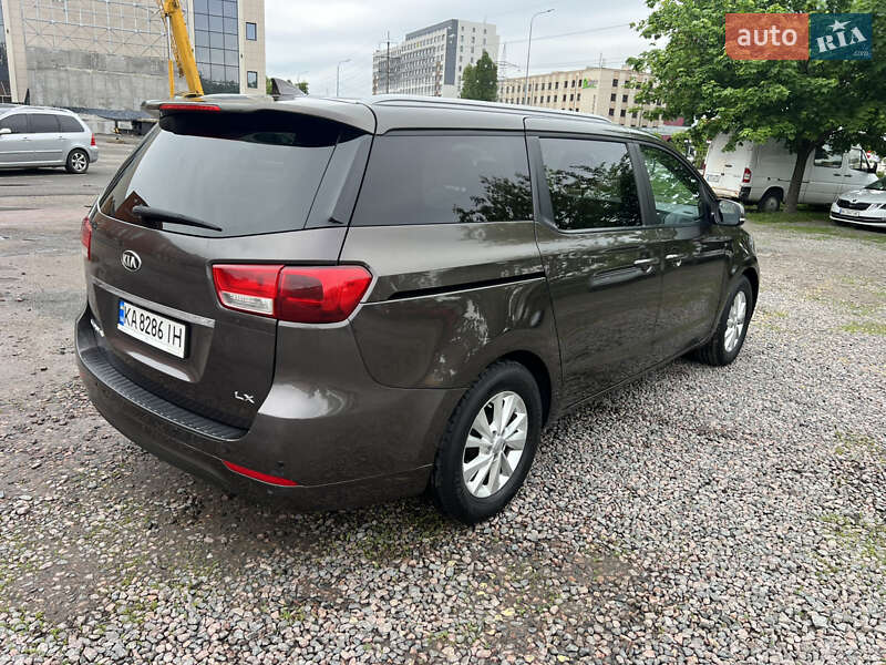 Мінівен Kia Sedona 2015 в Вишневому